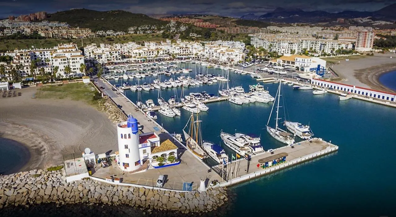 Apartment 3 Bedrooms With Pool & Parking, Close To Sea And Gibraltar Manilva